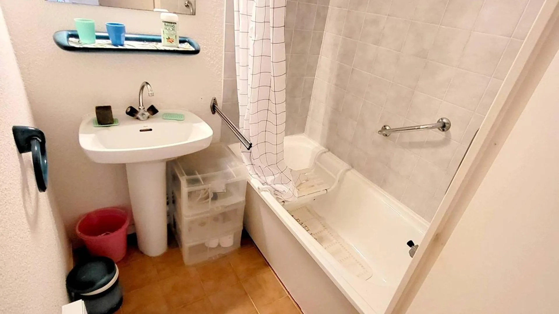 Appartement T2 Avec Piscine, Tennis, Parking - 200M Plages Et Commerces - Fr-1-316-333 Six-Fours-les-Plages Apartman
